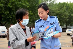 马特里：莱奥需要更好把握机会，但现在米兰每次输球人们都怪他